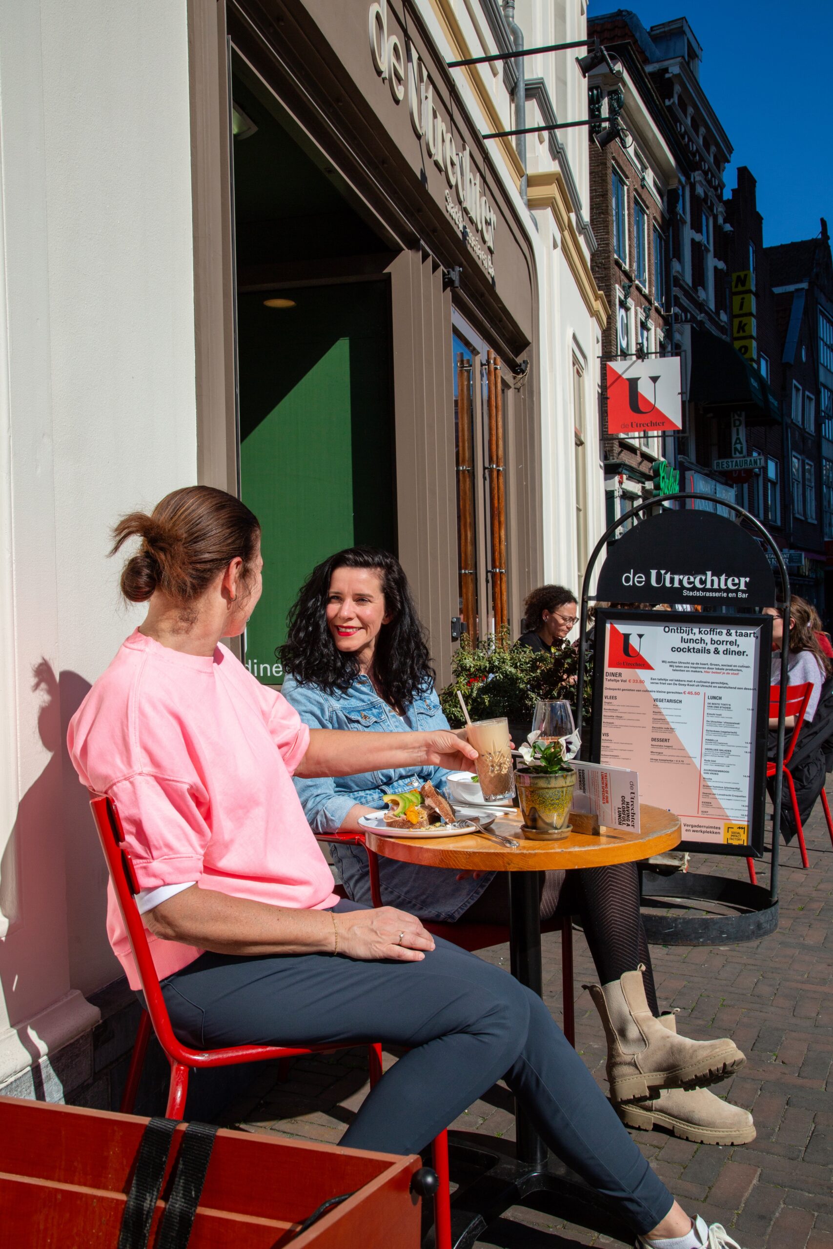 Terras van De Utrechter