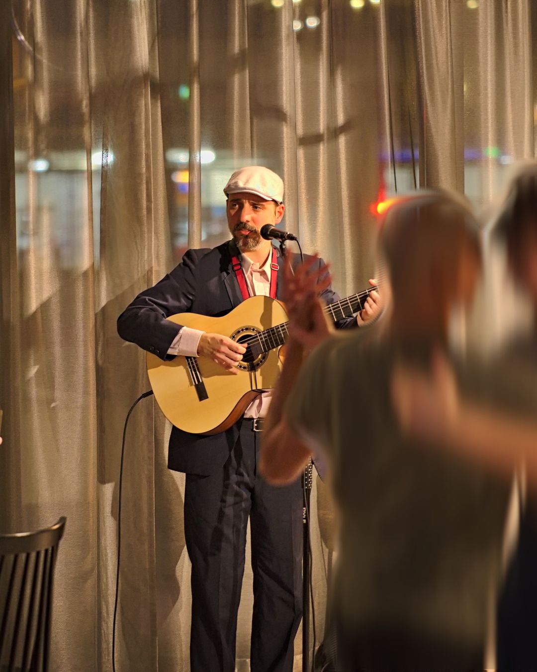 Deze zomer op zondag livemuziek bij De Utrechter. Pablo Tango live bij De Utrechter op zondag 5 juli, gratis zondagmiddagconcert in Utrecht