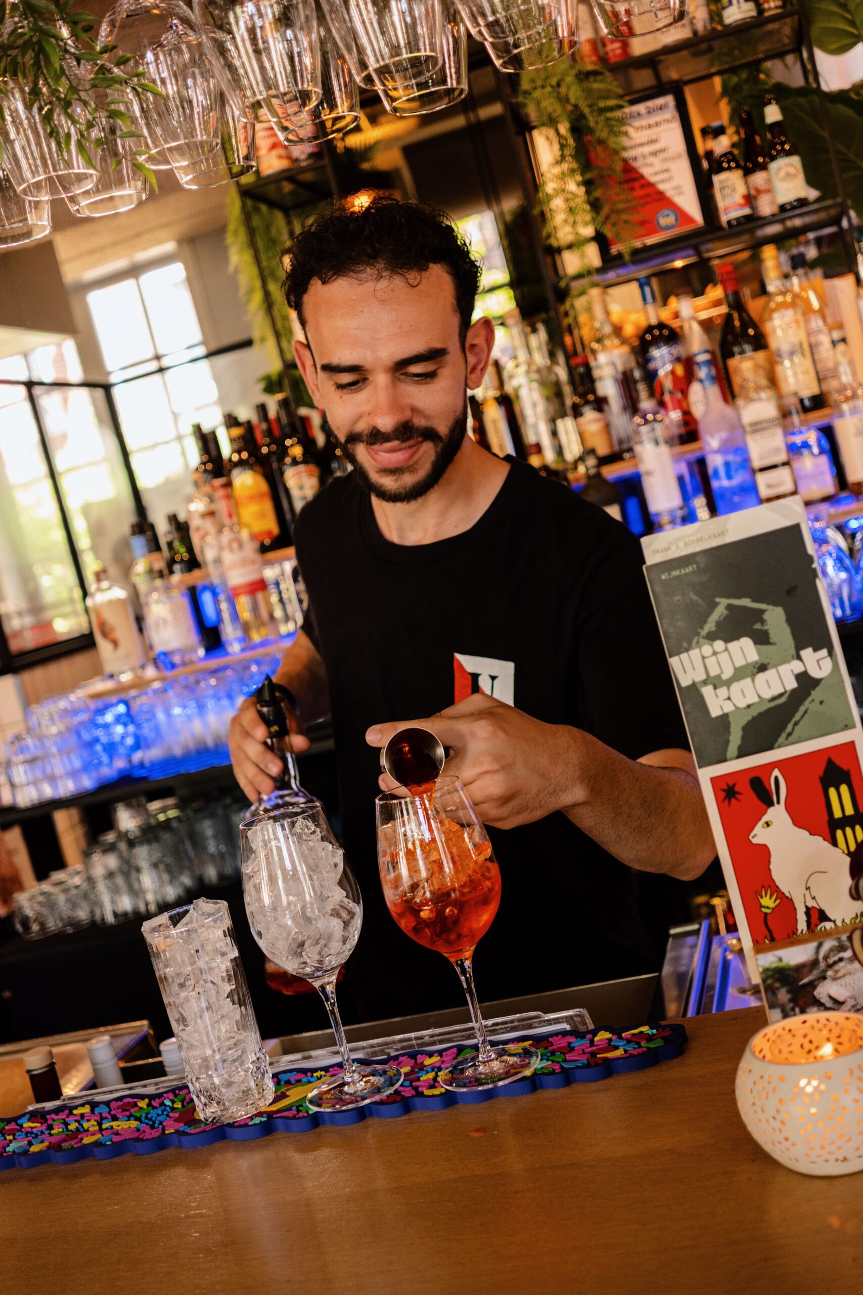 Aperol Spritz bij De Utrechter op het Vredenburg, deze zomer spritz deals